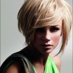 Short-Choppy-Hairstyles-with-Bangs-Hair-for-Women-2